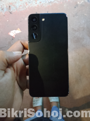 Samsung S22